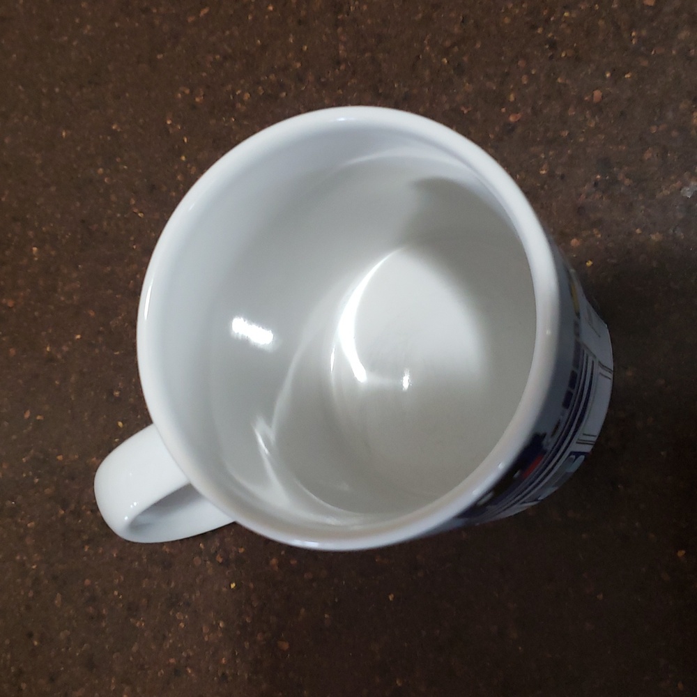 Star Wars R-2 D-2 Mug. - Picture 4 of 4